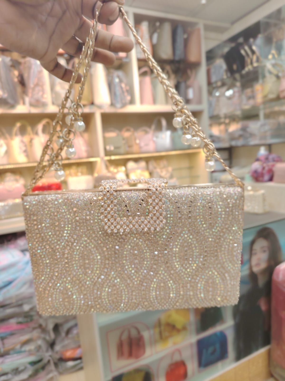 L016 Strone Party Purse